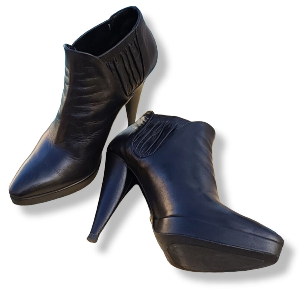 Prada Black Chelsea Ankle Boots Booties 37 7 Ruched Leather Stilettos Cone Heels
